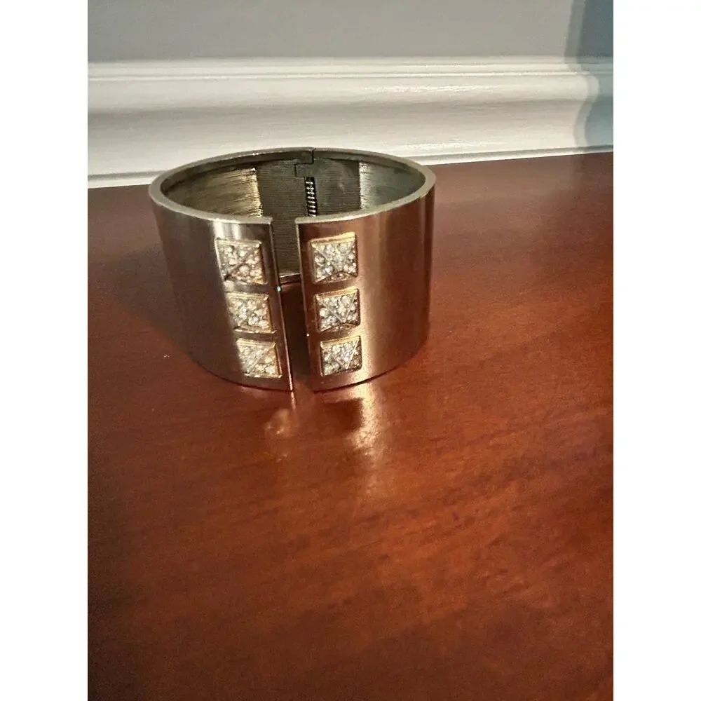 Victoria's Secret Silver Tone Bangle Bracelet Classic Fashion Jewelry